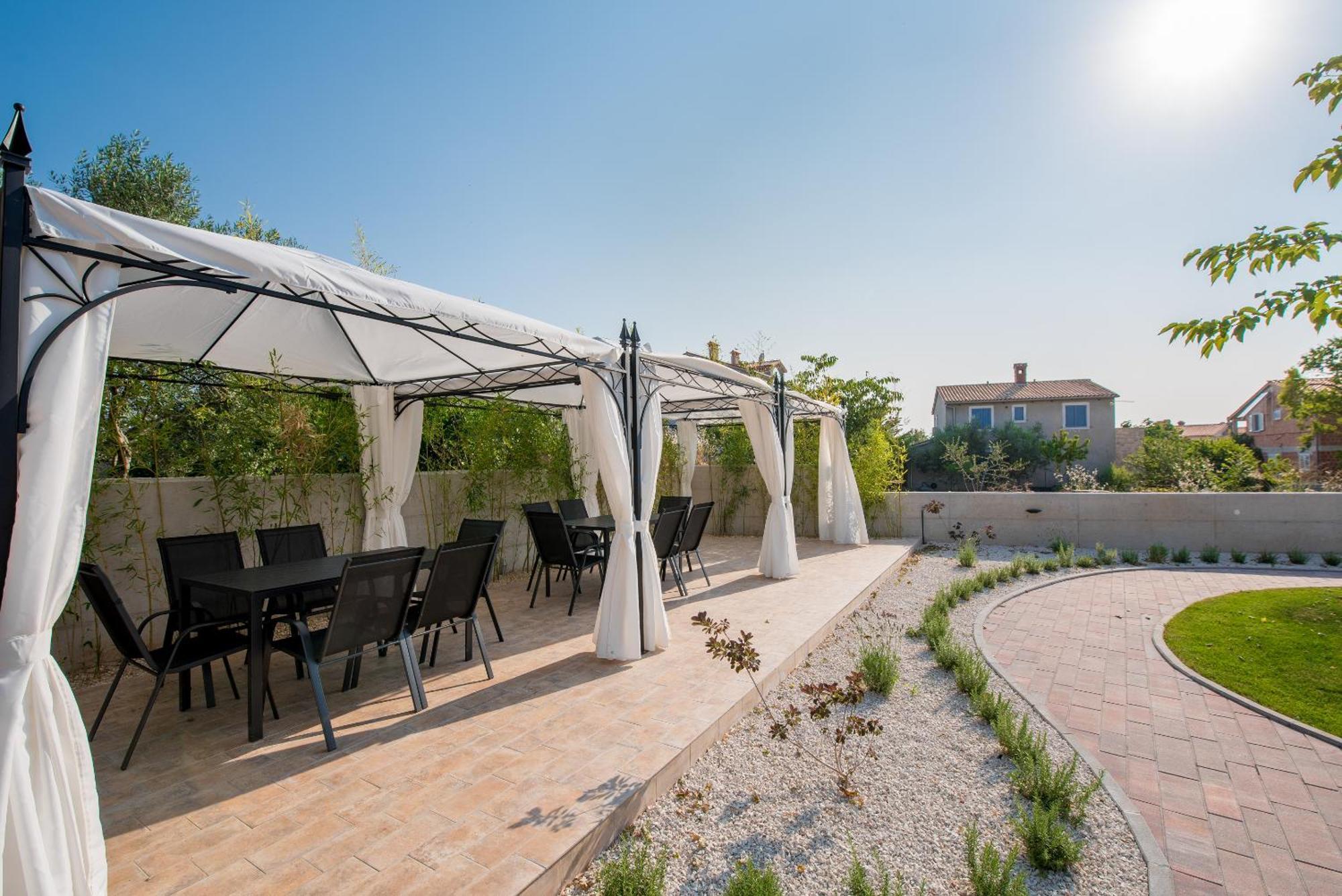 Villa Anja 2Nd Floor Перой Екстер'єр фото