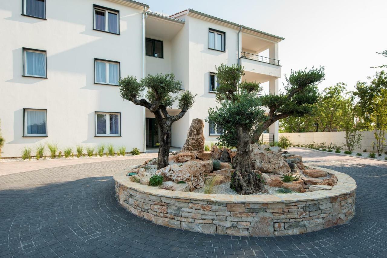 Villa Anja 2Nd Floor Перой Екстер'єр фото